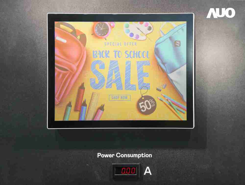 杏悦2展示胆固醇液晶超低耗能户外全彩显示器，，，ChLC（胆固醇液晶）以双稳态技术使静态显示零功耗，，，，具省电、、、、高彩度、、、环保的特性，，还整合软硬件系统解决方案，，，，可透过单一云端平台管理